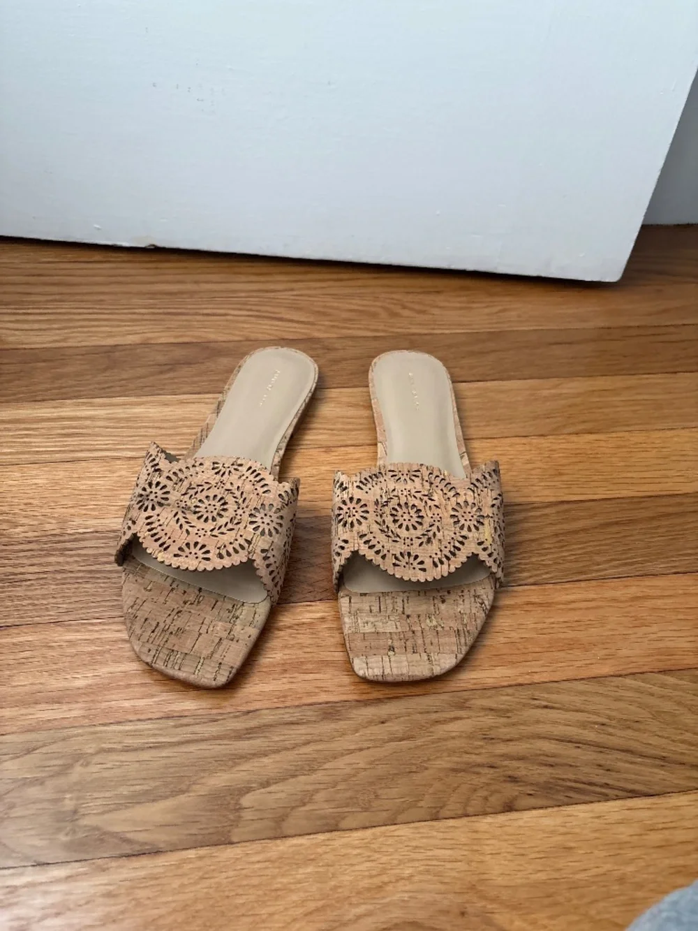 Ann Taylor Flat Cork Sandals, Natural, Sz 8M, NWOB